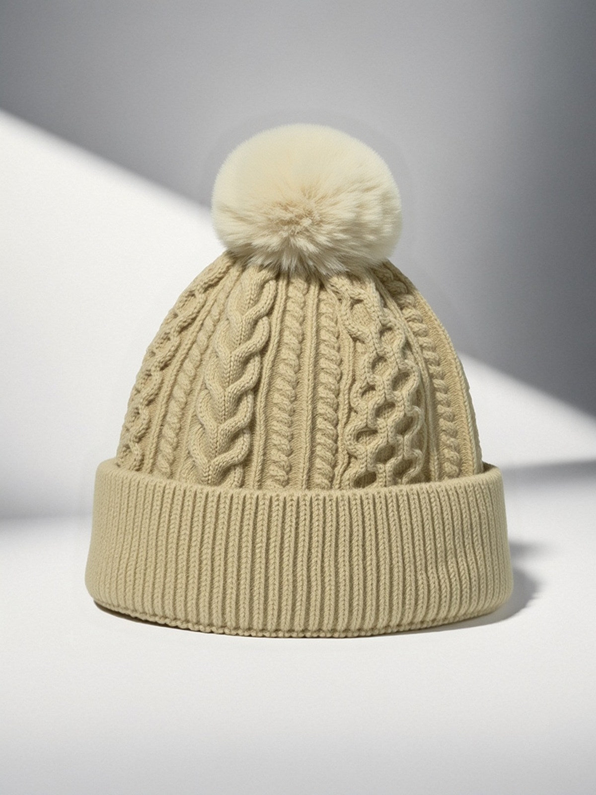 Women&#39;s knitted beanie with gift bag, Coveri Collection, art. 253302B