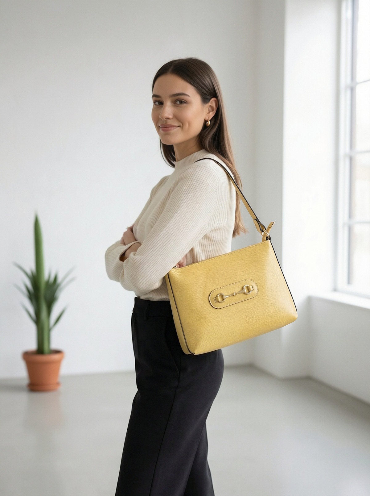 Genuine leather shoulder bag with crossbody strap, Made in Italy, art. 112660