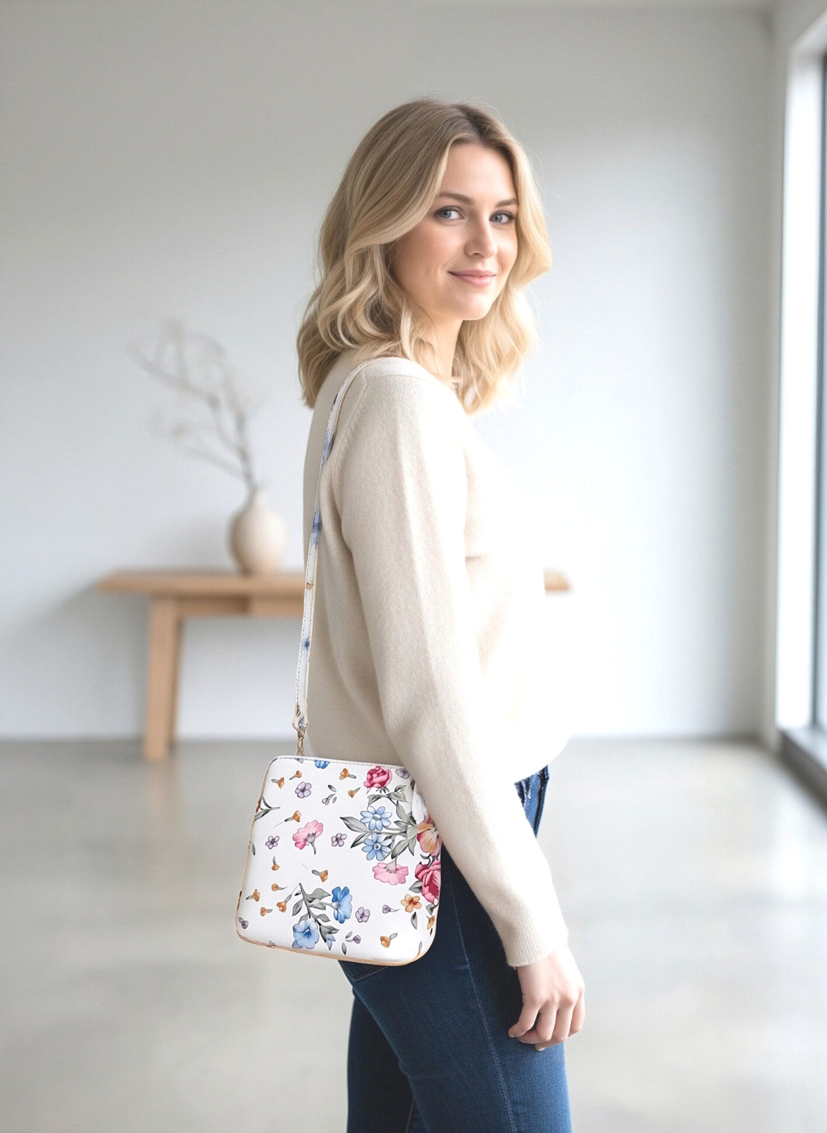 Genuine leather shoulder bag, Made in Italy, art. 112603