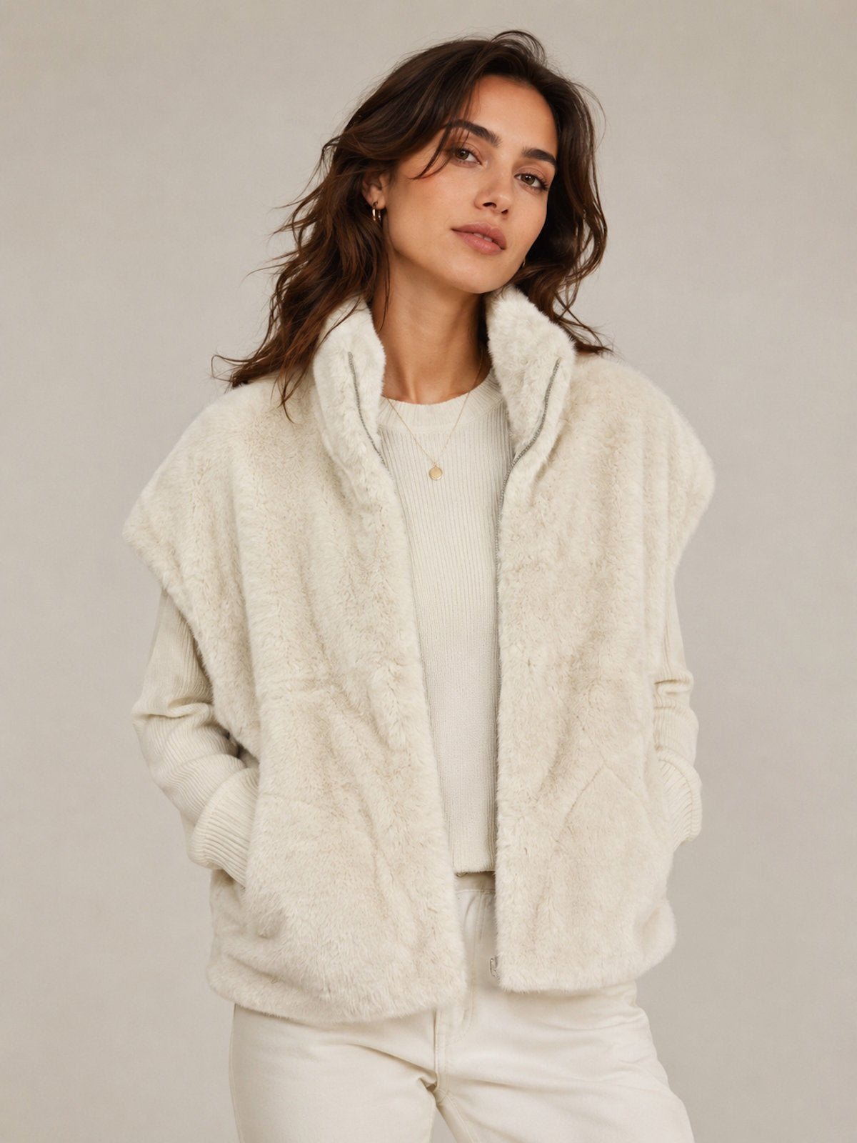 Plush Faux Fur High-Neck Zip-Up Vest, Fall/Winter, Art. XY-02.532