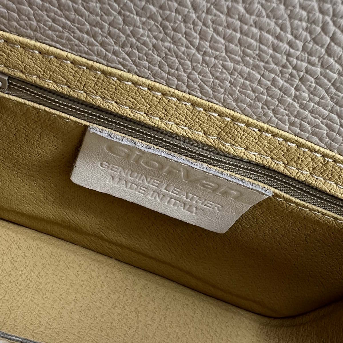 Genuine leather shoulder bag, Made in Italy, art. 112438GV