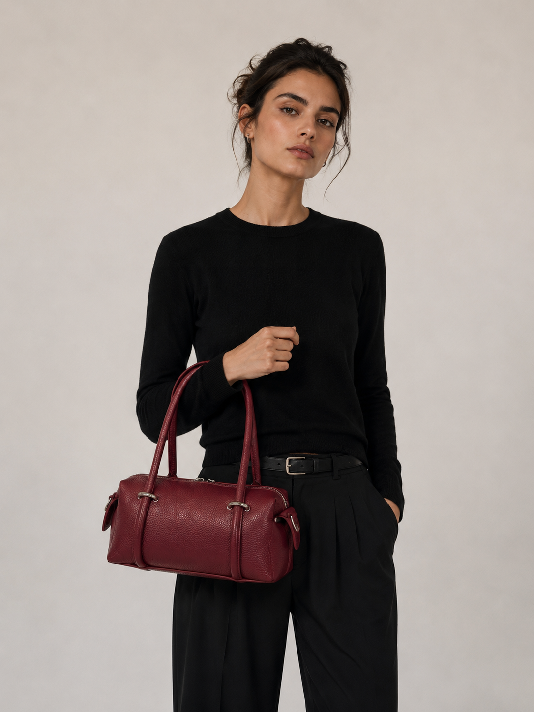 Small Genuine Leather Boston Bag with Detachable Shoulder Strap, Made in Italy, Art. 112774