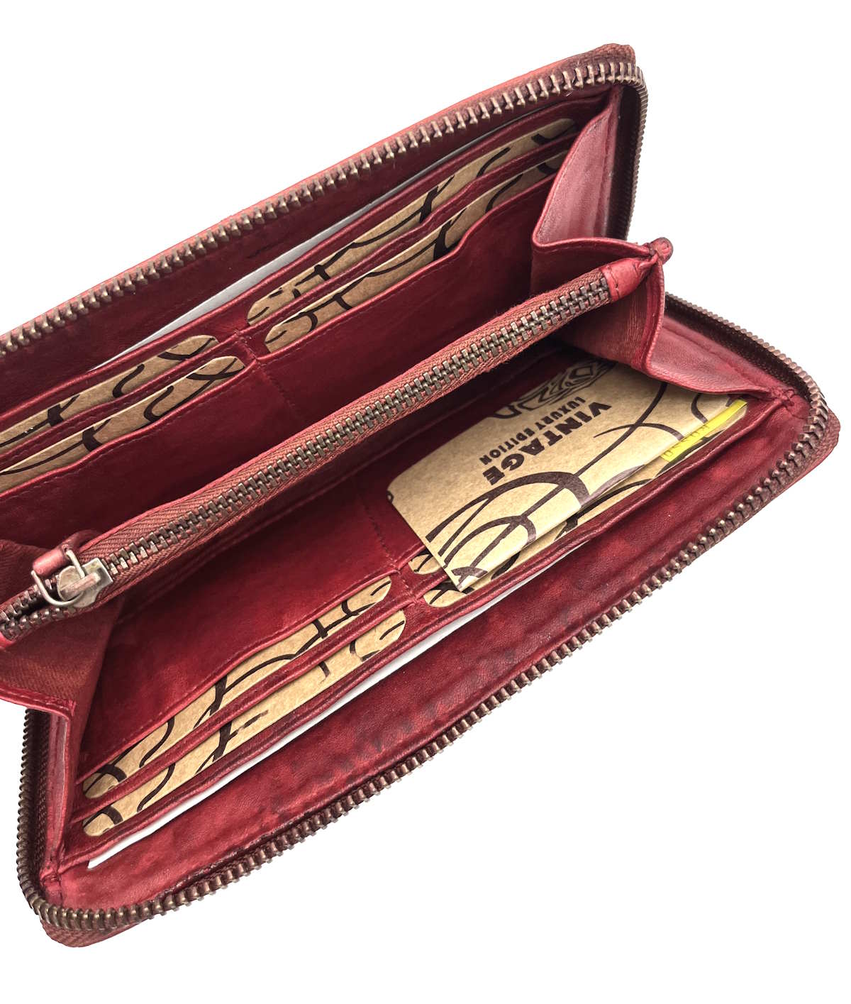 Wallet in washed leather, vintage effect with rivets, art. 1037-JU02/1.422