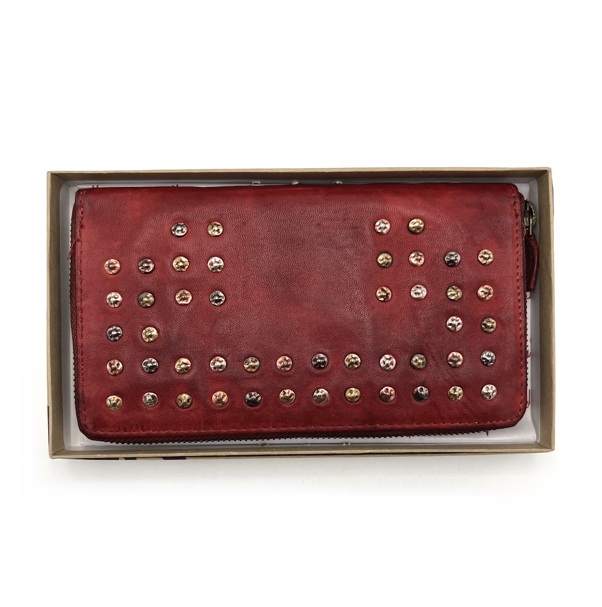 Wallet in washed leather, vintage effect with rivets, art. 1037-JU02/1.422