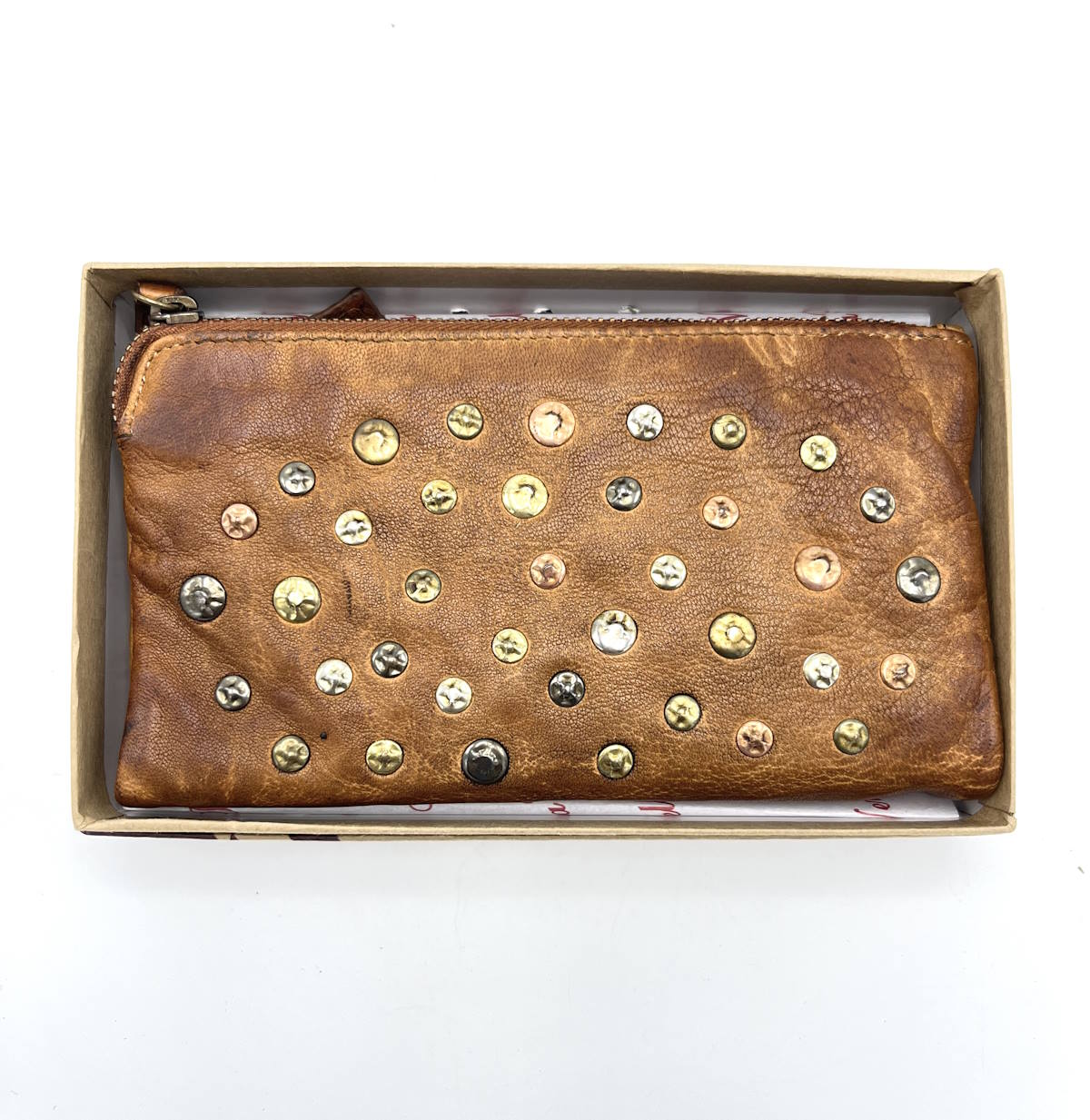 Wallet in washed leather, vintage effect with rivets, art. 1035-JU02.422
