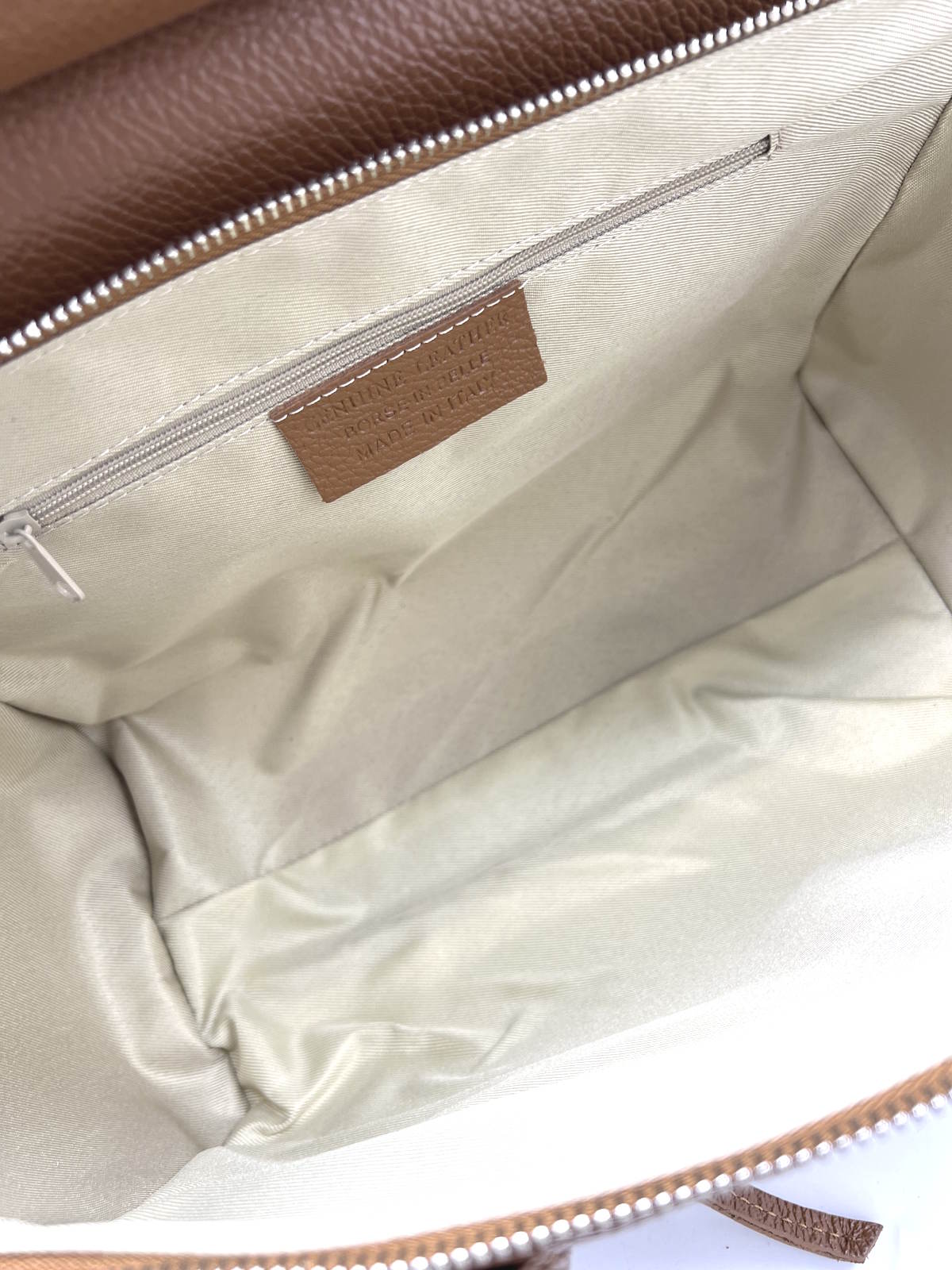 Women's Genuine Leather Handbag with Crossbody Strap, Made in Italy, art. 112723
