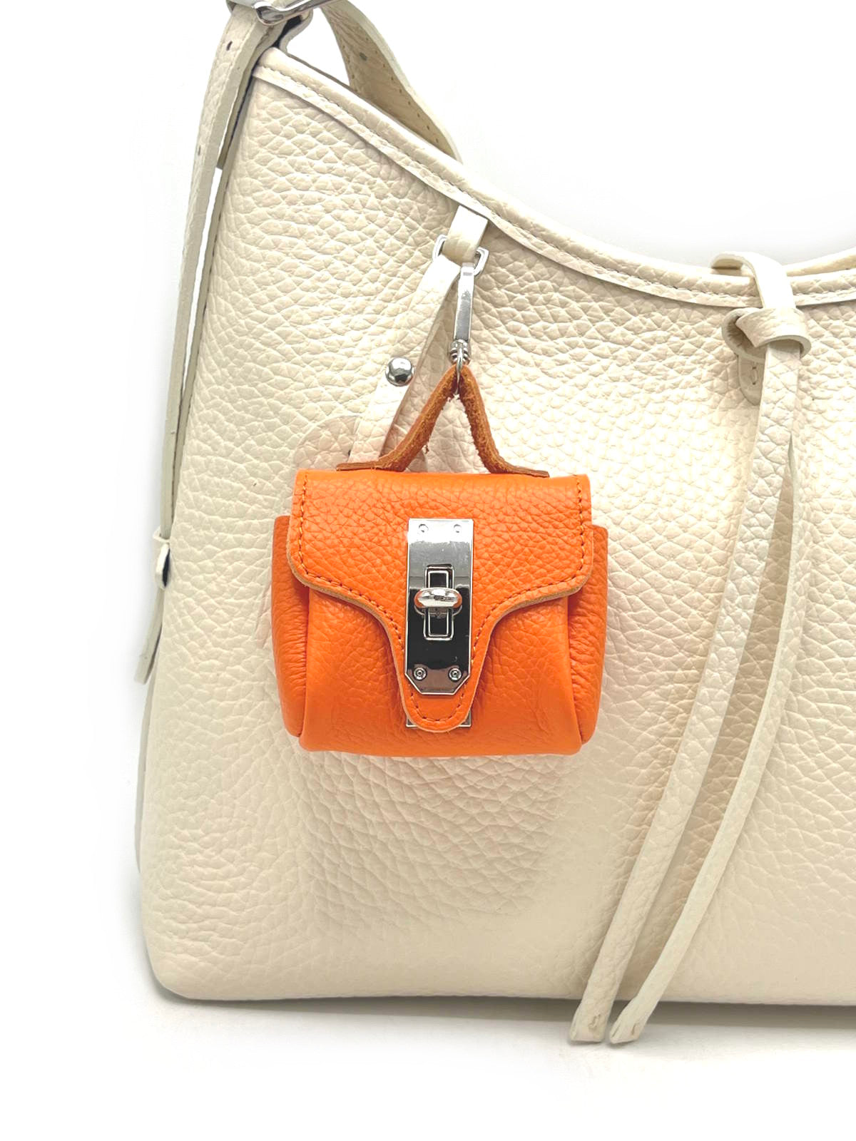 Genuine Leather AirPods Holder, art. PO05