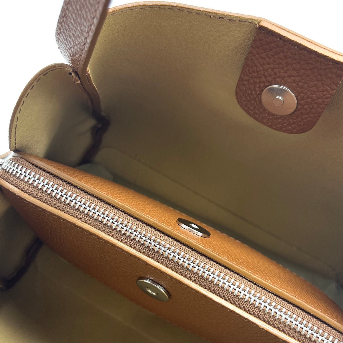 Borsa a mano in pelle scamosciata con tracolla, Made in Italy, art. 112638