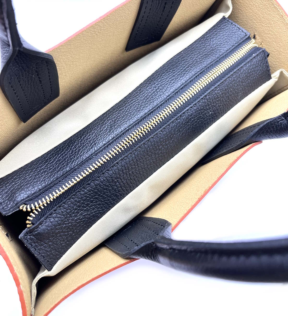 Genuine leather shoulder bag, for women, made in Italy, art. 112444