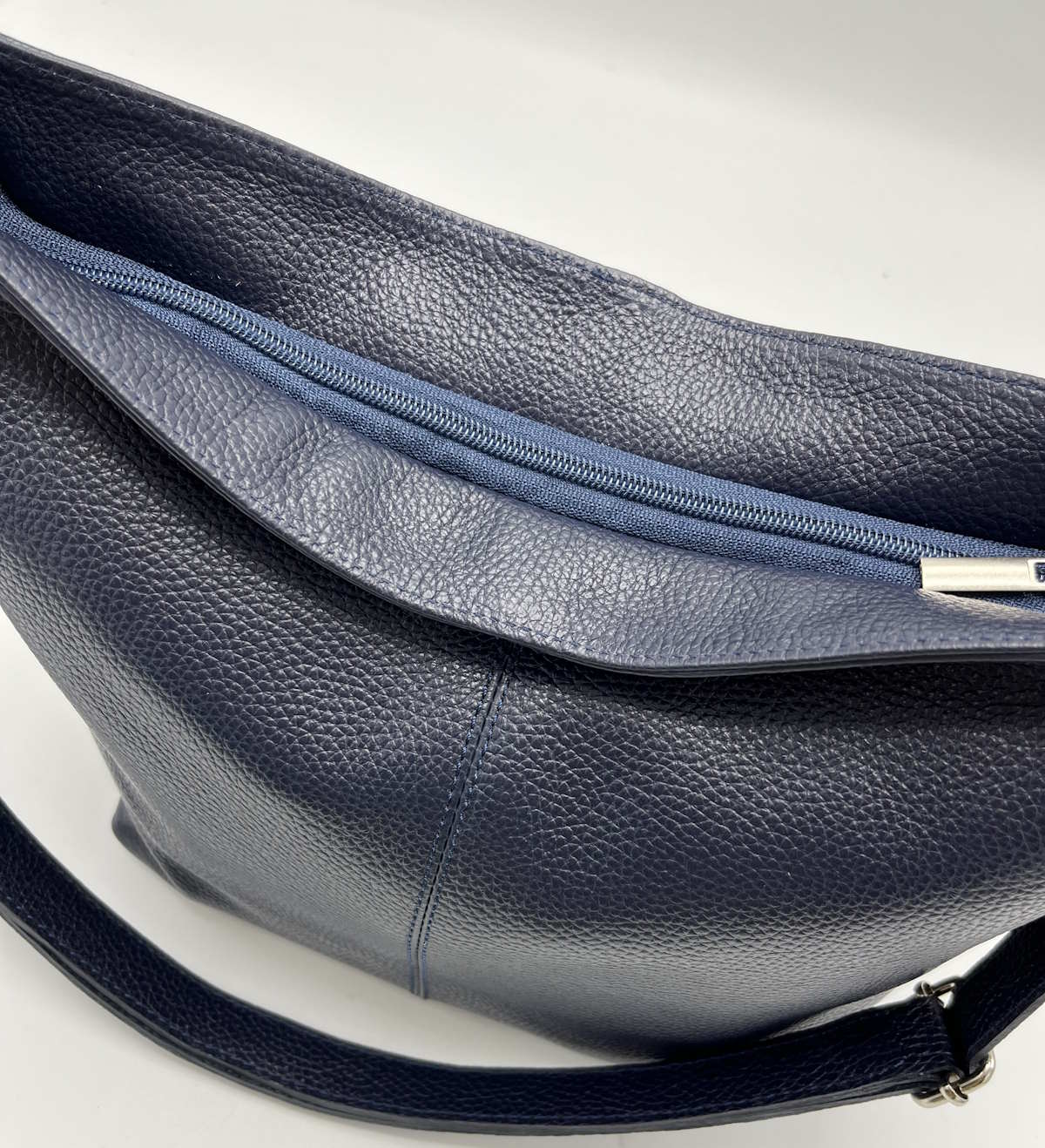 Genuine leather shoulder bag, for women, Made in Italy, art. 112453