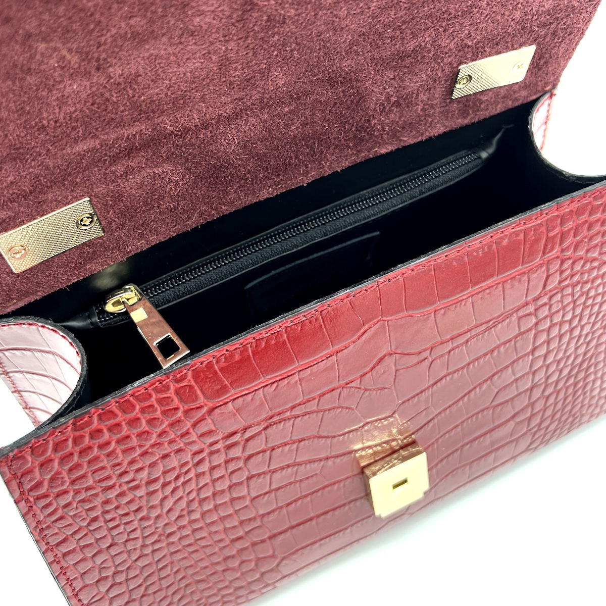 Women’s Croc-Embossed Genuine Leather Handbag with chain, Made in Italy, art. 112666