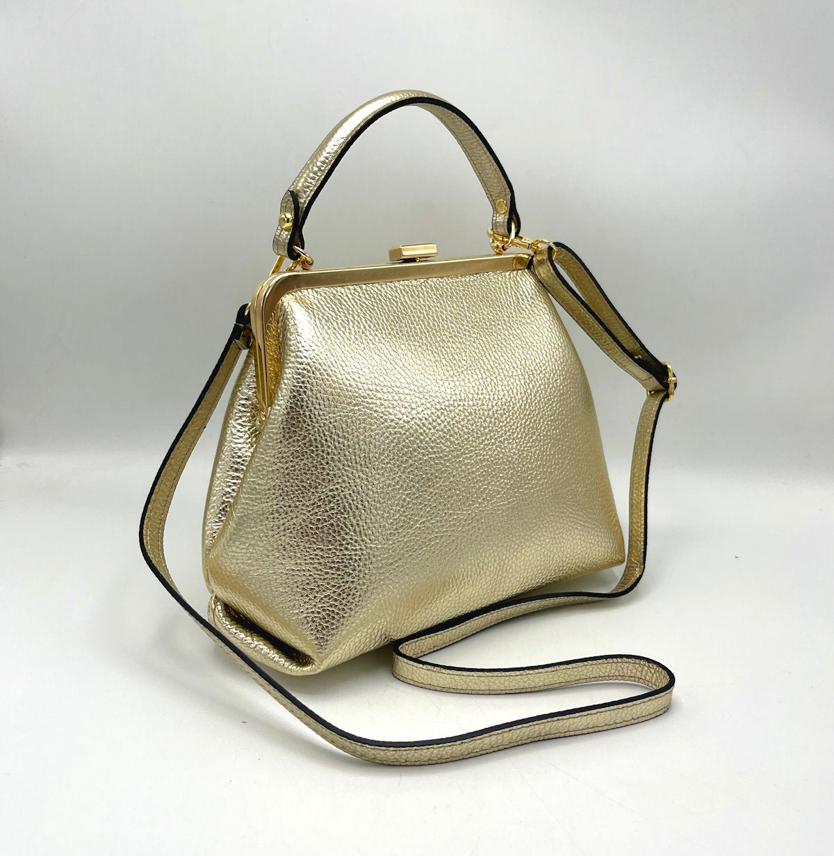 Genuine leather top handle bag, Made in Italy, art. 112463/LA