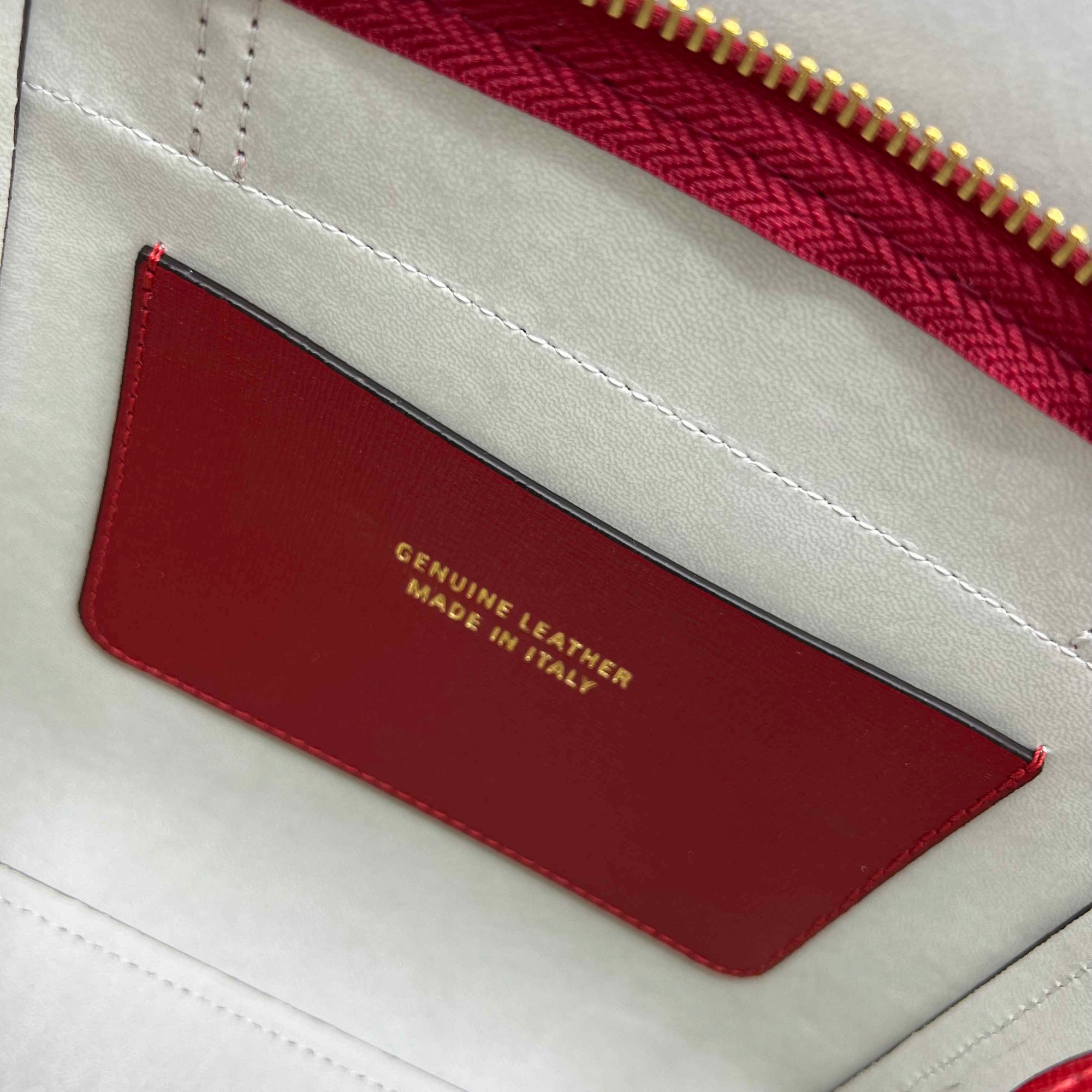 Premium Leather Crossbody Bag for Women – Classic Handbag, Made in Italy, art. 112669