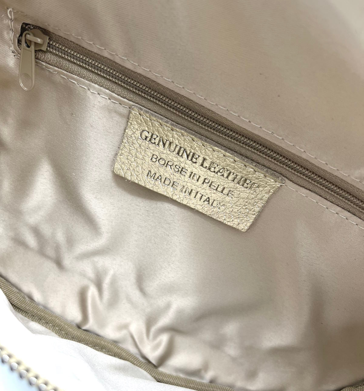 Genuine leather crossbody bag, Made in Italy, art. 112467/LA