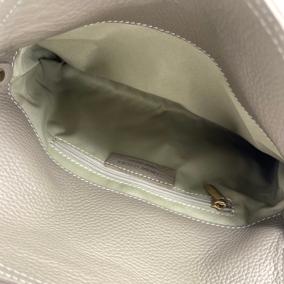 Genuine leather handbag with crossbody strap, Made in Italy, art. 112678