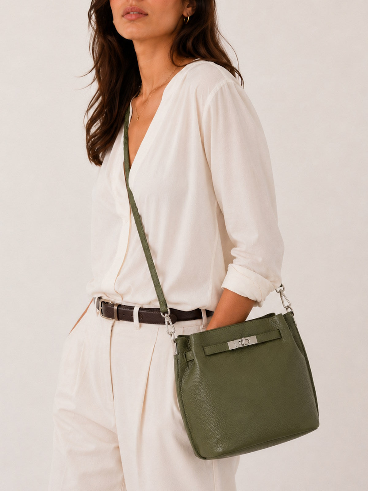 Small Braided Lock Shoulder Bag with Detachable Crossbody Strap, Made in Italy, Art. 112775