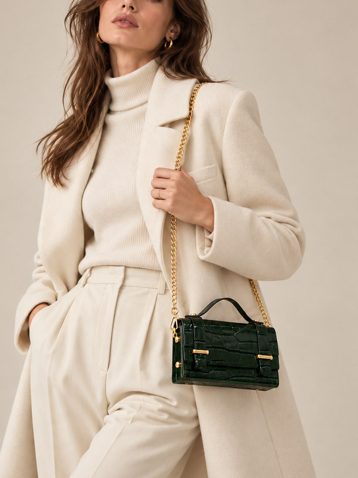 Glossy Croc-Embossed Leather Chain Shoulder Bag, Made in Italy, art. 112797