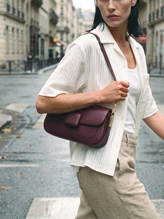 Genuine Leather Minimalist Baguette Shoulder Bag, Made in Italy, art. 112764
