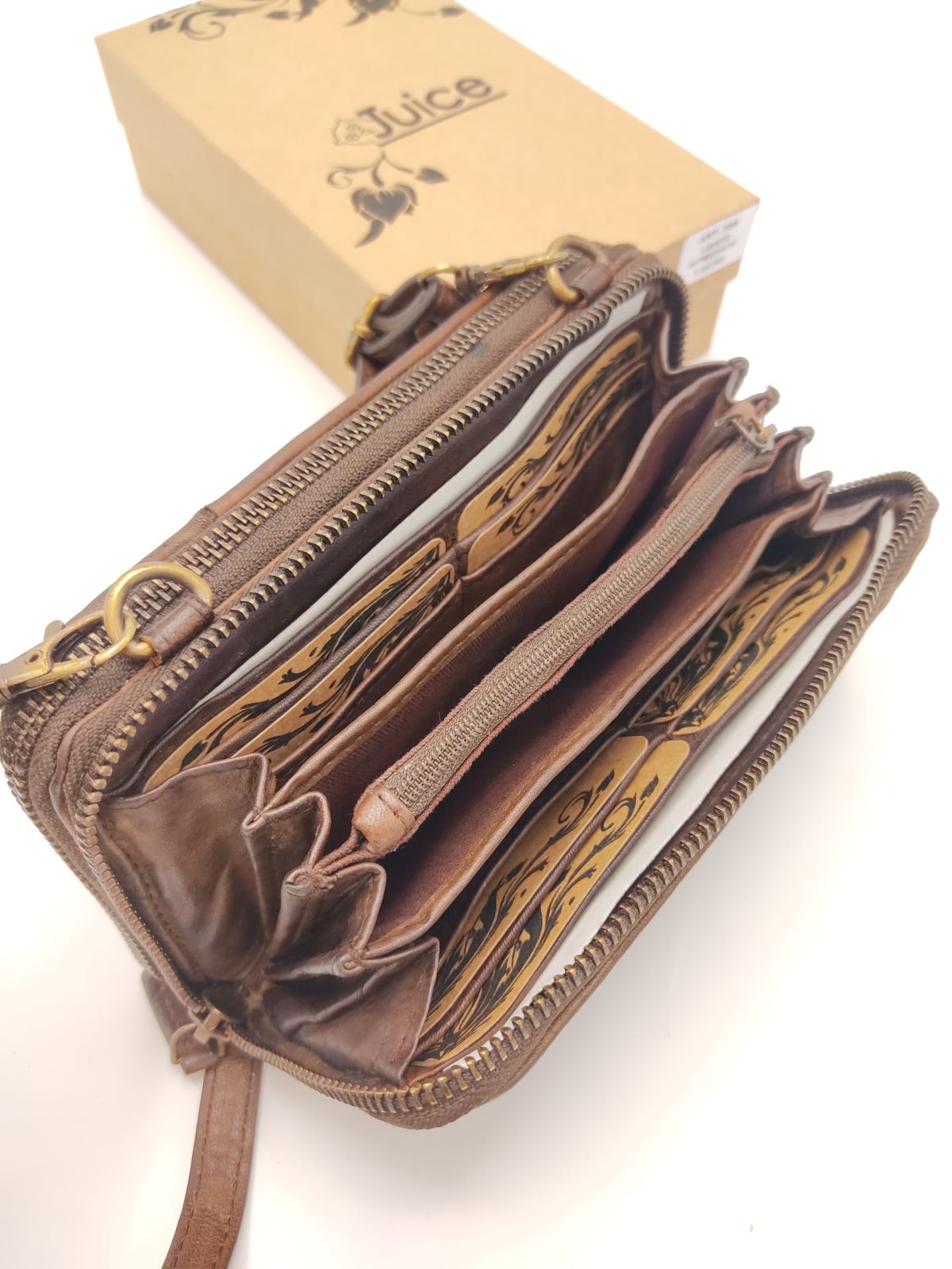 Washed leather wallet art. 059