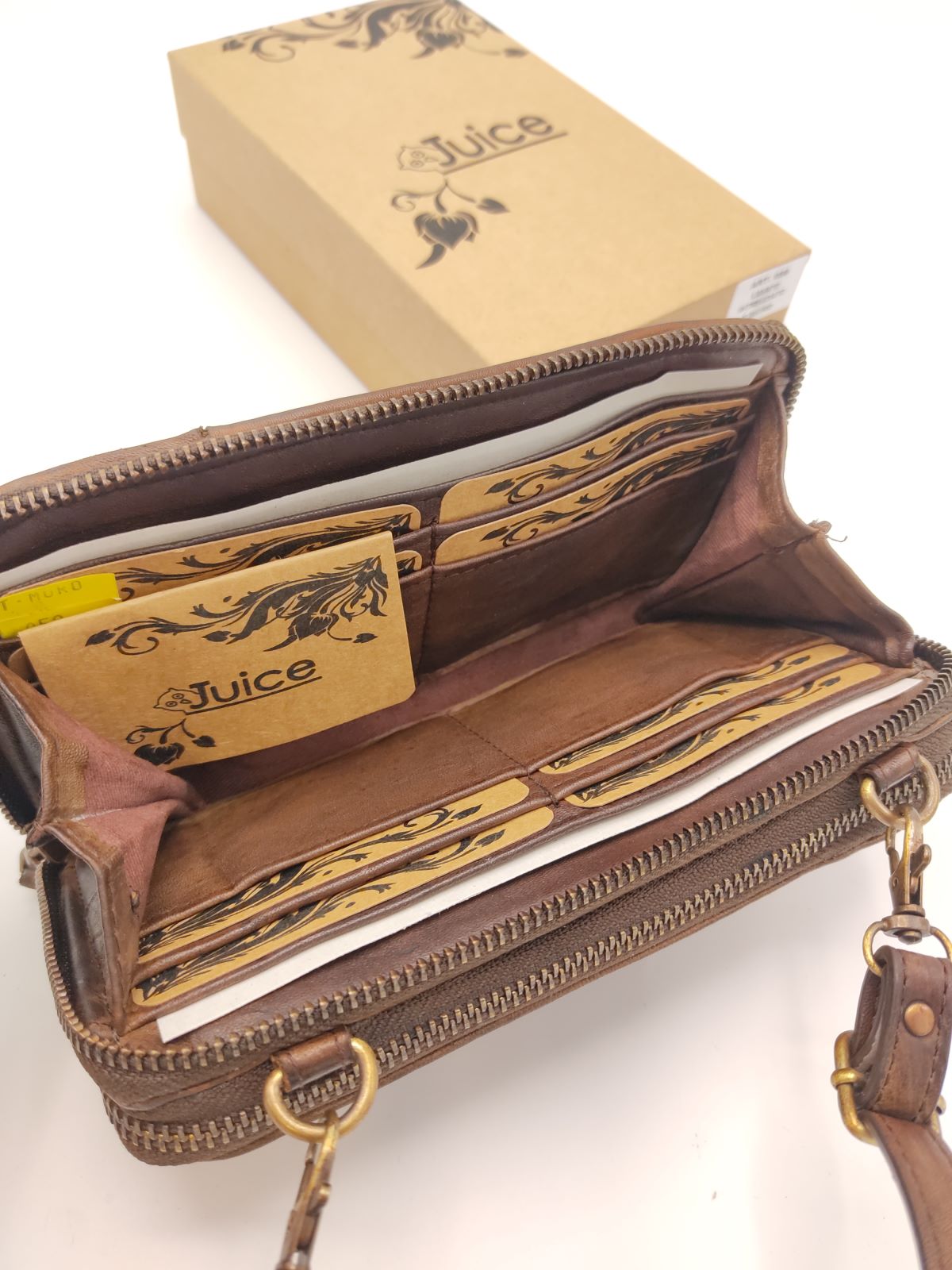 Washed leather wallet art. 059