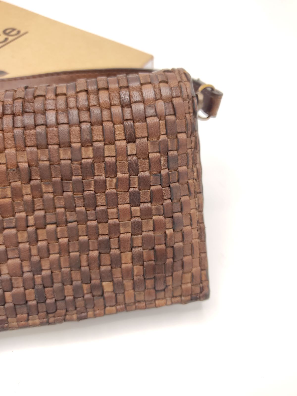 Portafoglio in pelle lavata art.  058