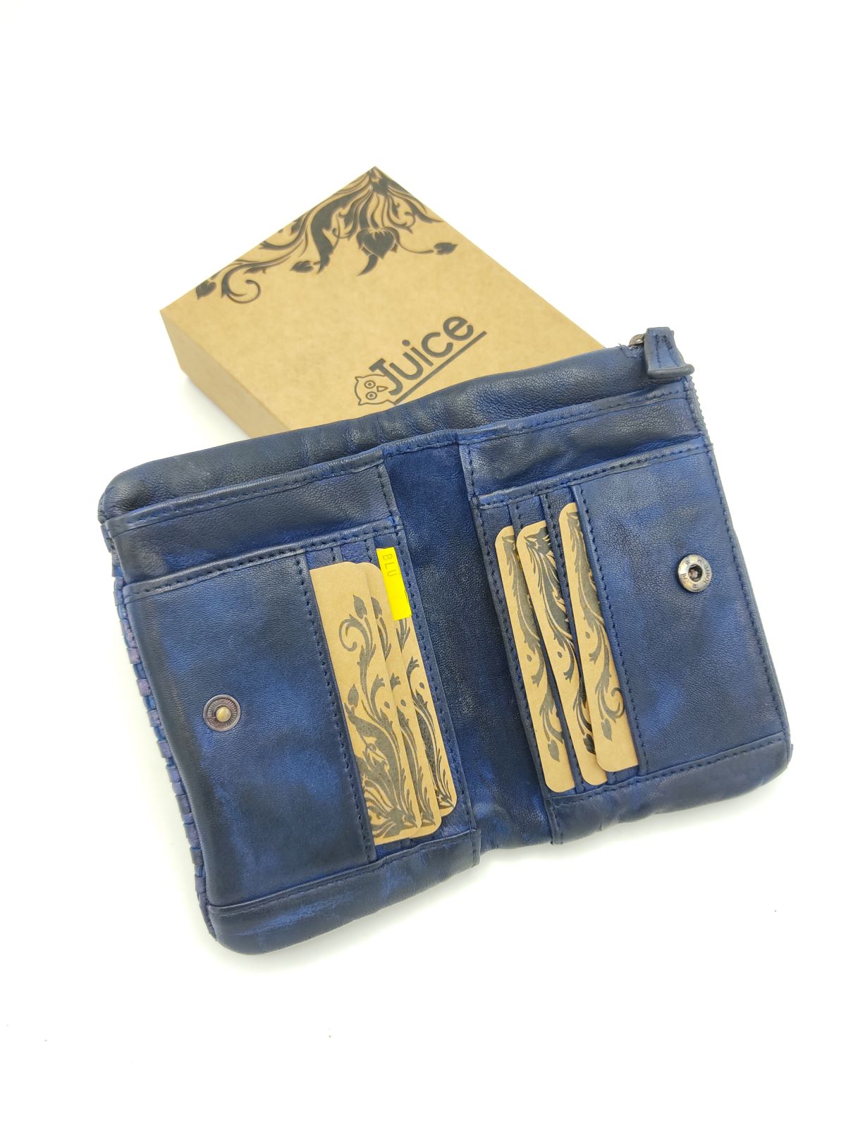 Washed leather wallet art. 1030-JU01