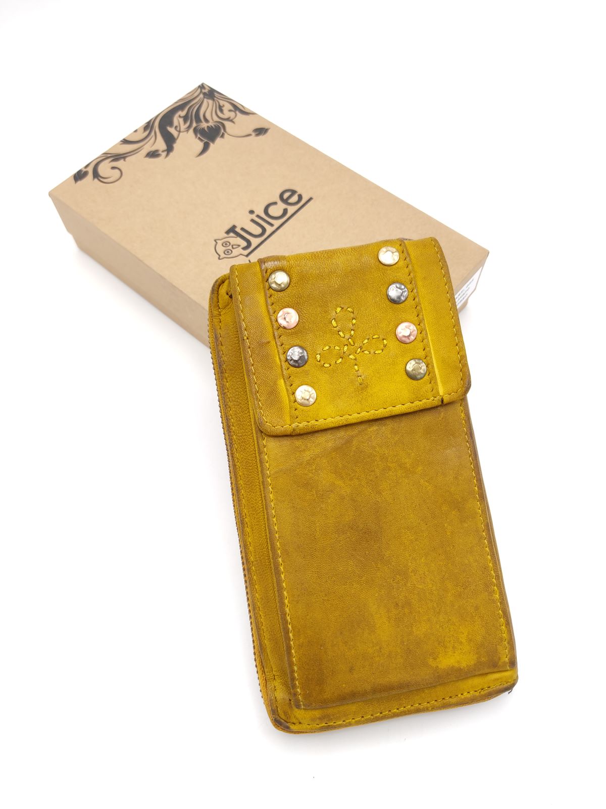 Washed leather wallet art. 055-JU02