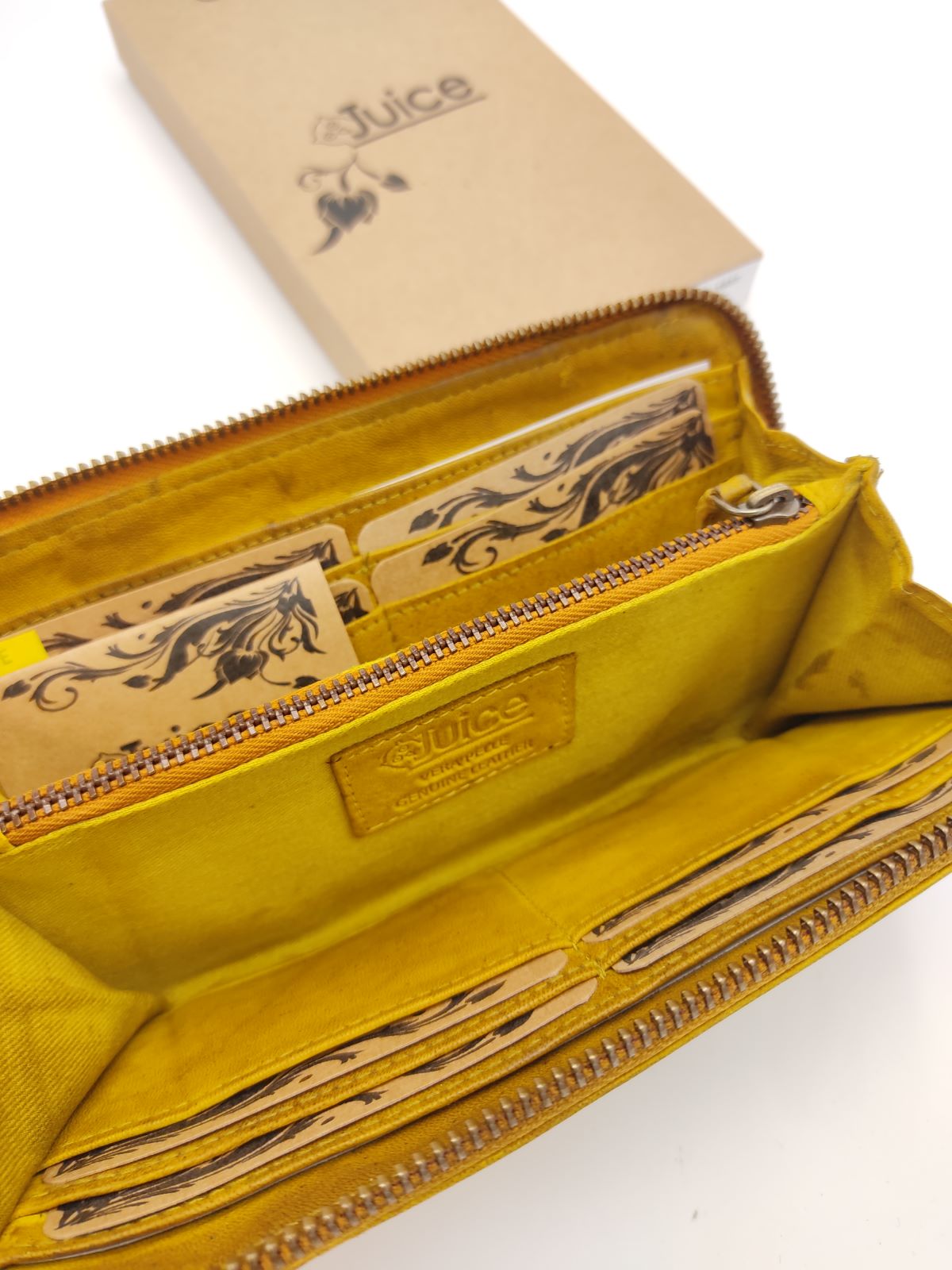 Portafoglio in pelle lavata art.  1037-JU02