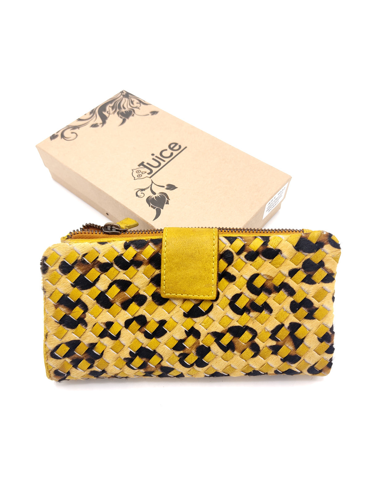 Washed leather and calf hair wallet art. LE1032.422