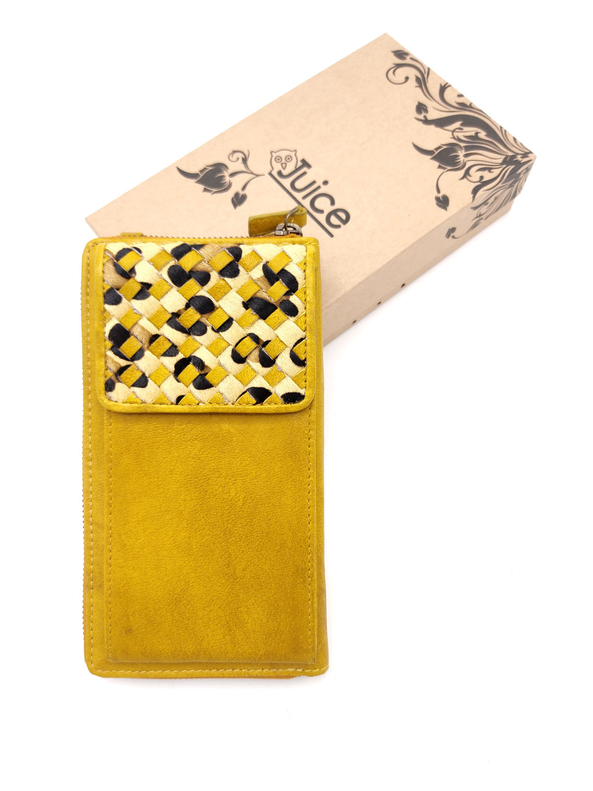 Washed leather and calf hair wallet art. LE055.422