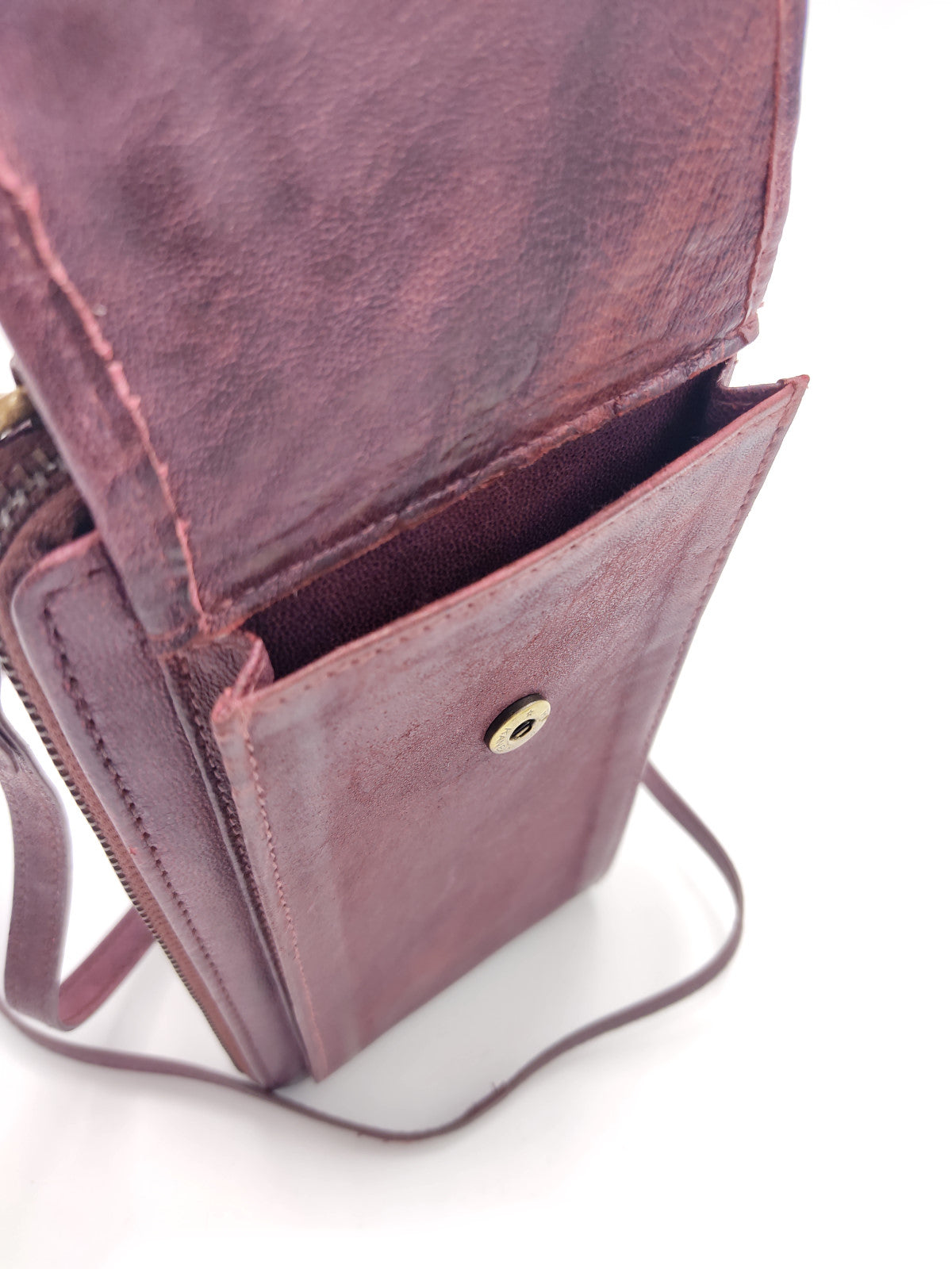 Washed leather and calf hair wallet art. LE055.422