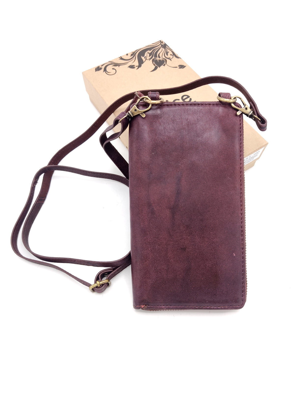 Washed leather and calf hair wallet art. LE055.422