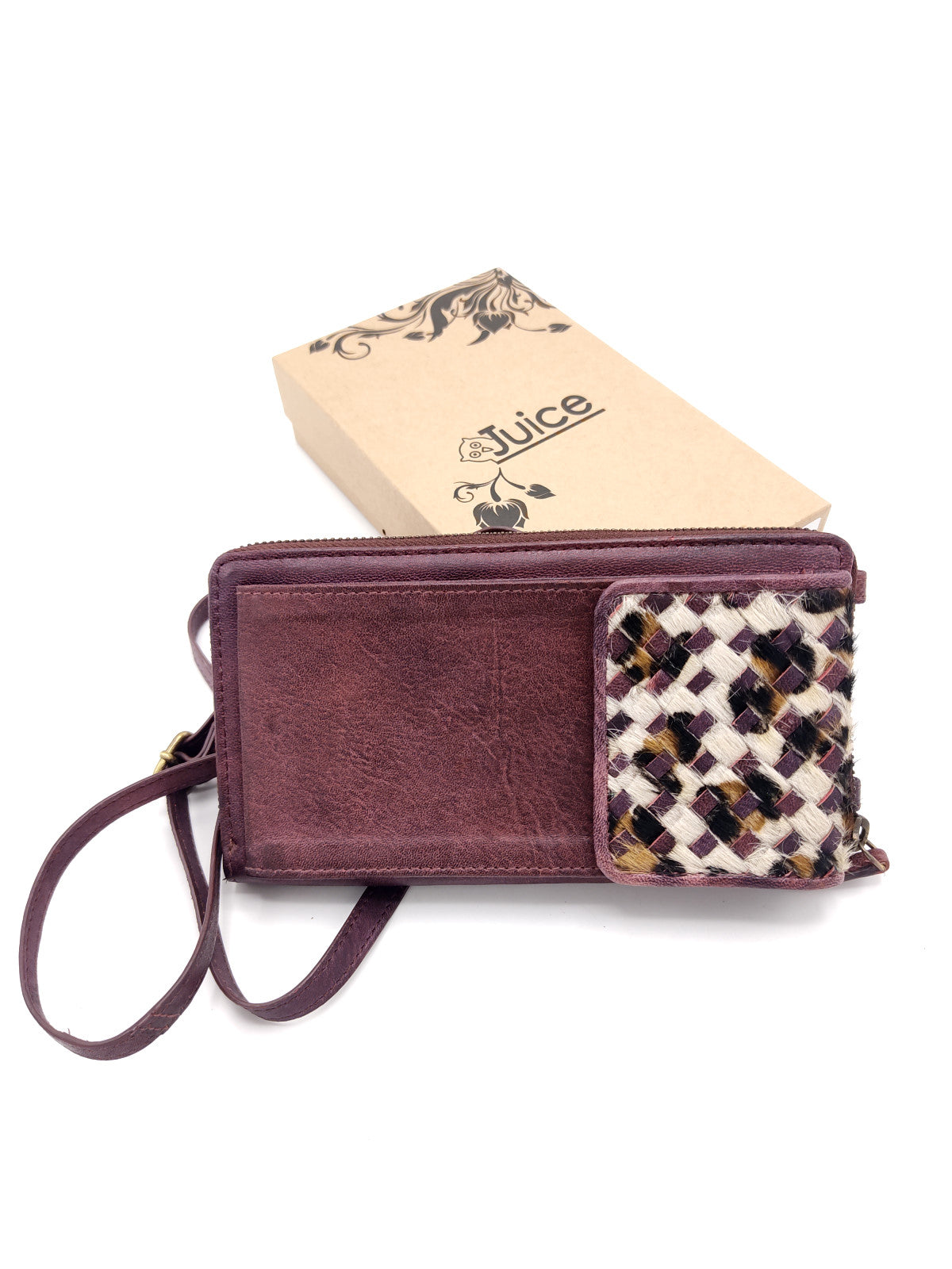 Washed leather and calf hair wallet art. LE055.422