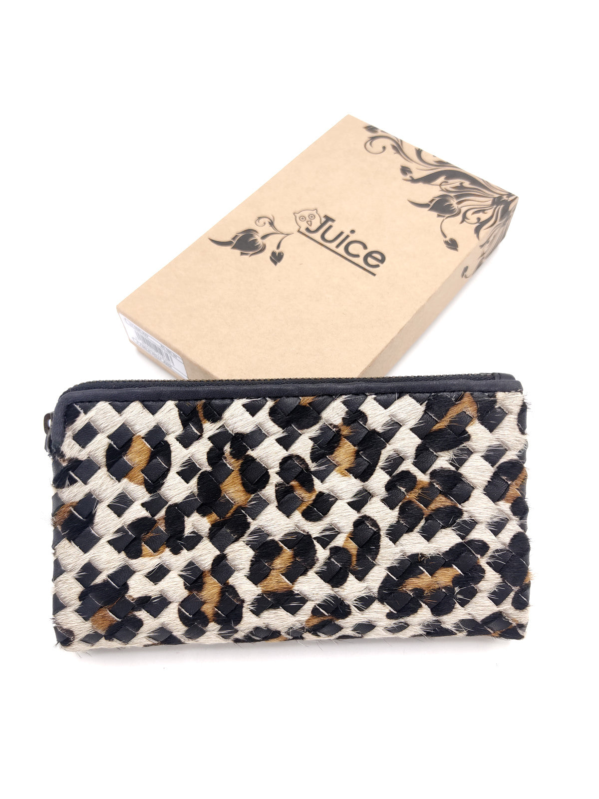 Washed leather and calf hair wallet art. LE1035.422