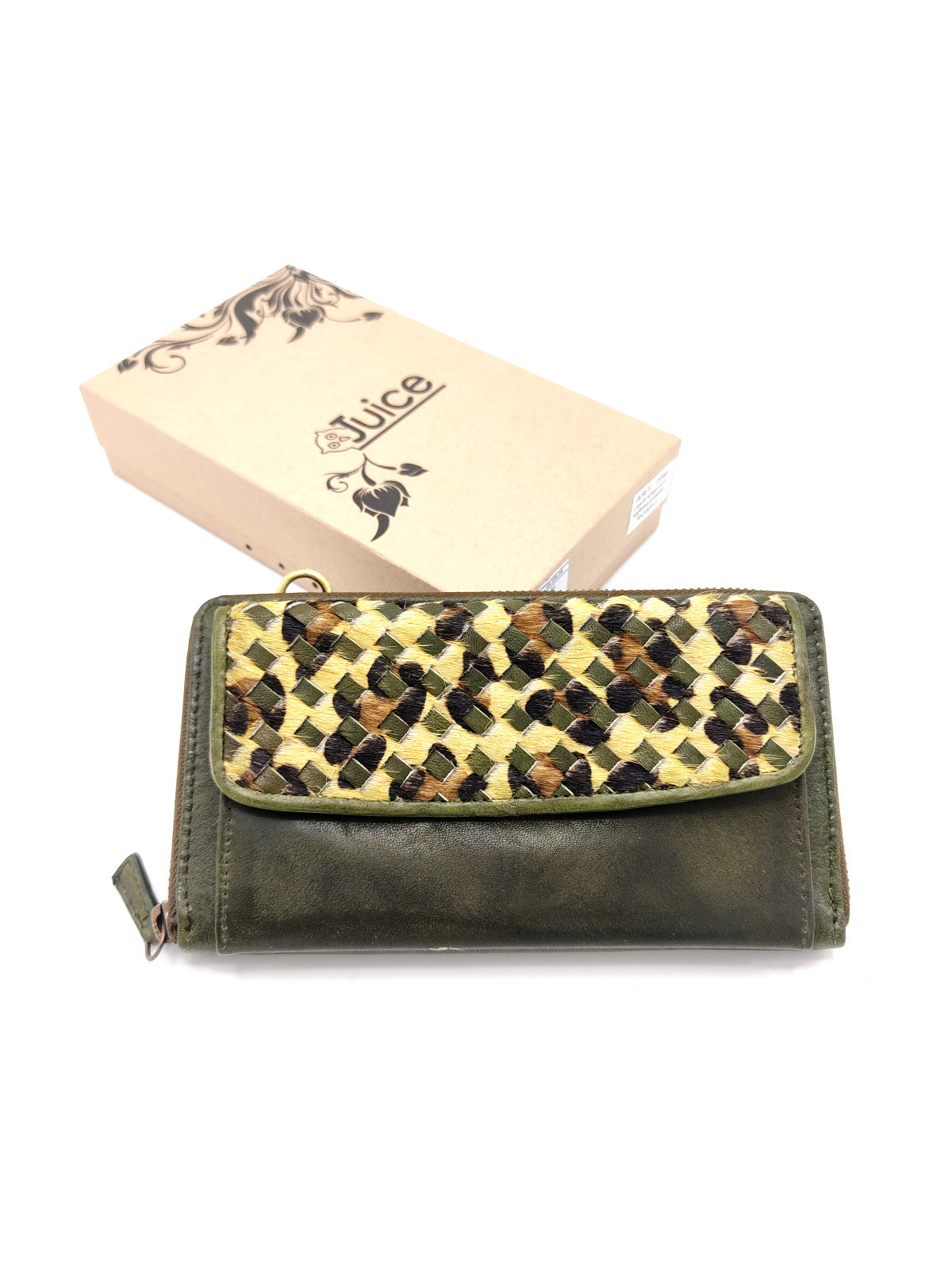Washed leather and calf hair wallet art. LE056.422