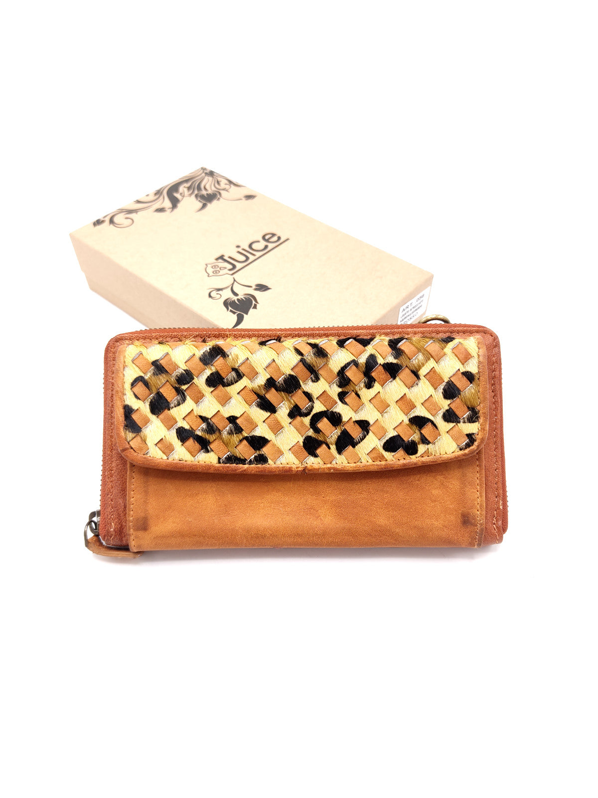 Washed leather and calf hair wallet art. LE056.422