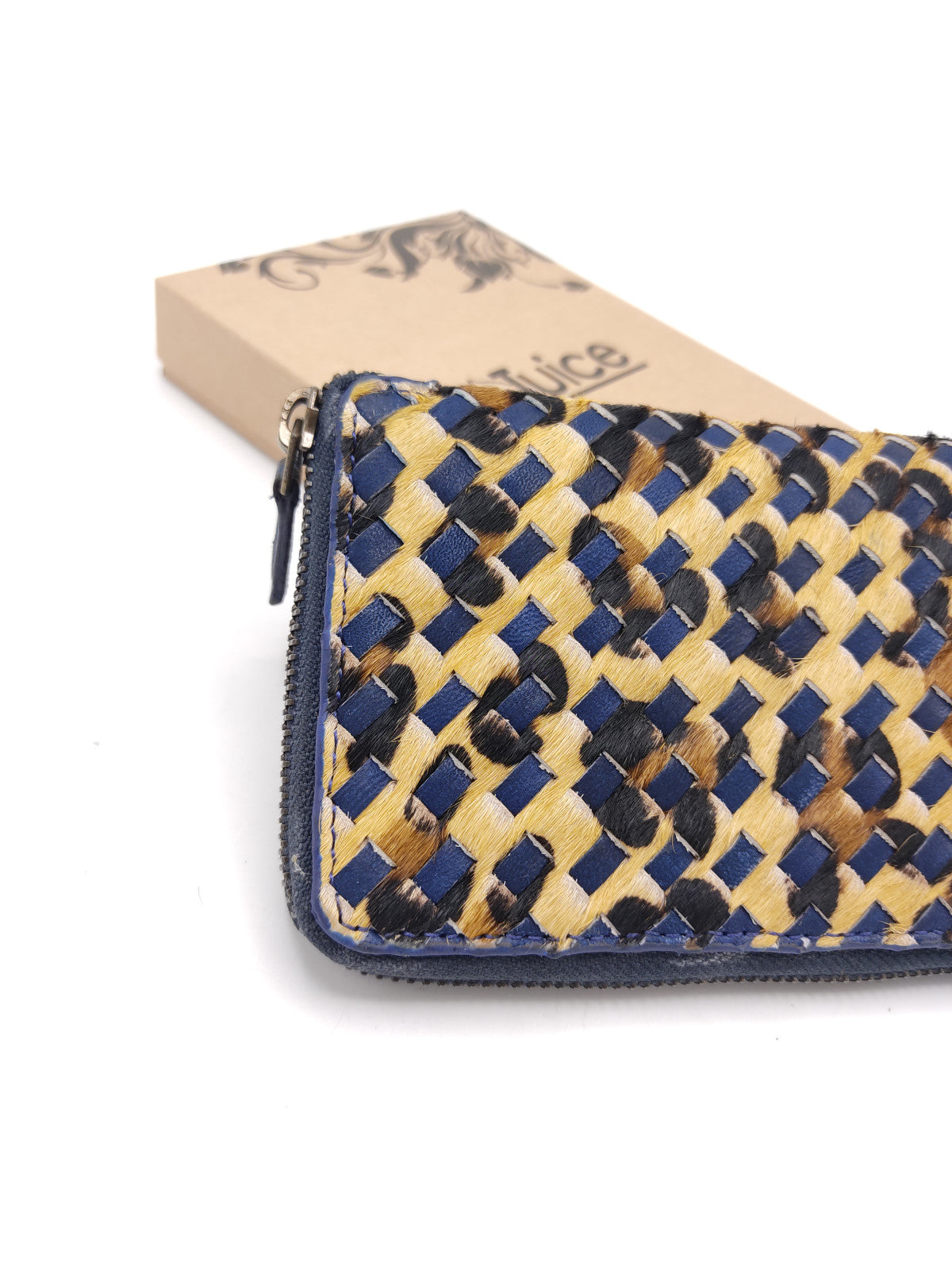 Portafoglio intrecciato in pelle lavata di vitello art.  LE1036.422