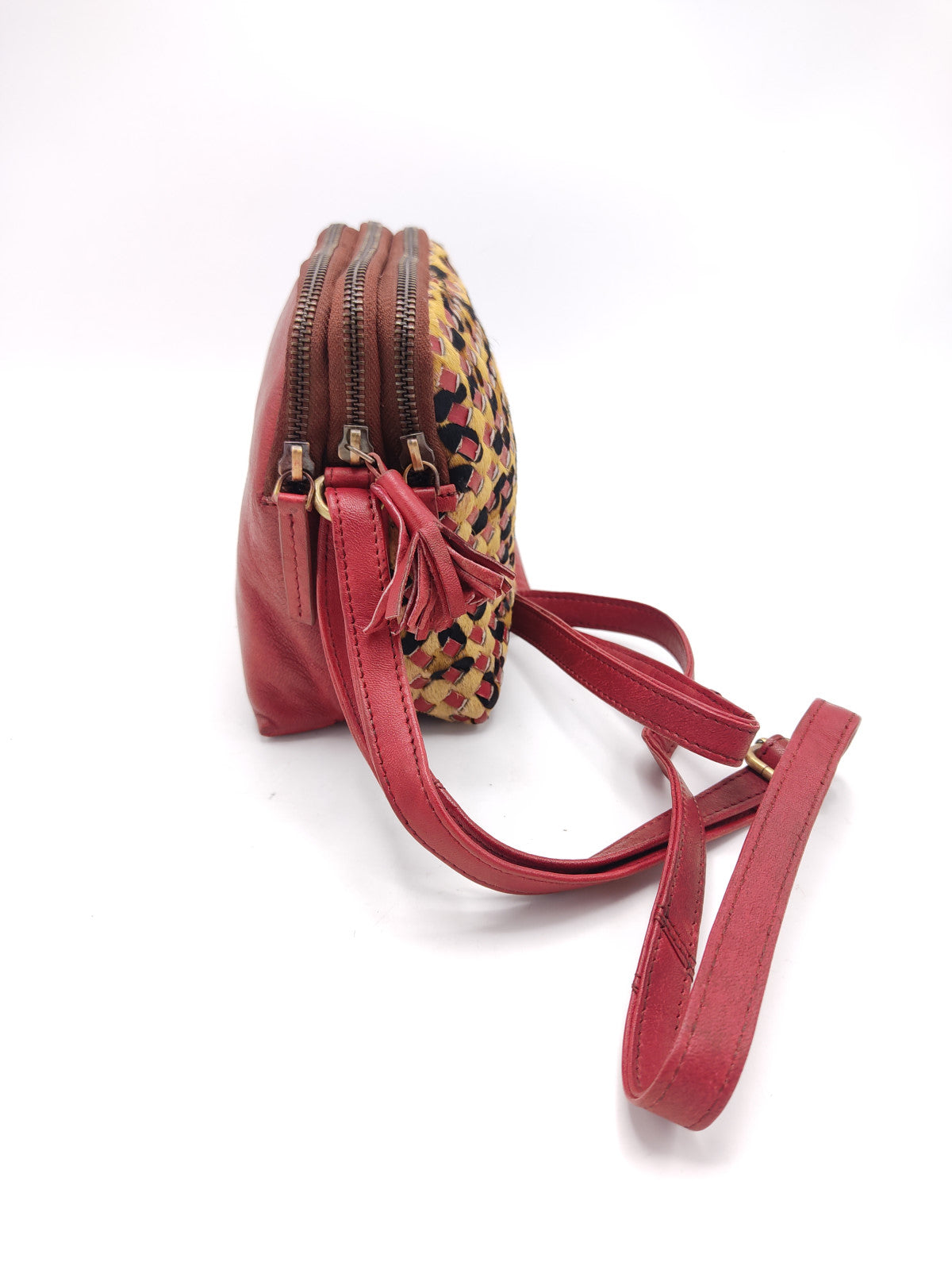 Washed leather and calf hair shoulder bag art. LE043.422