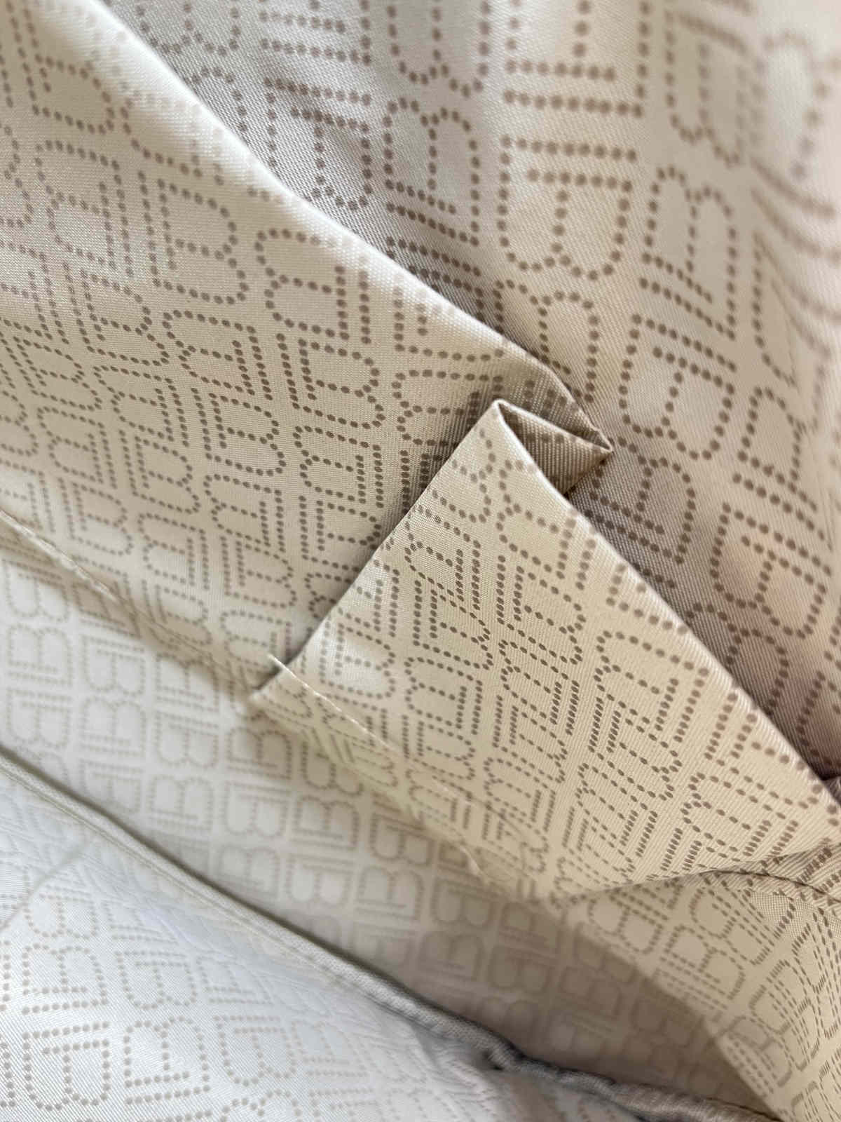 Shoulder bag, brand Laura Biagiotti, art. LB100-46.290