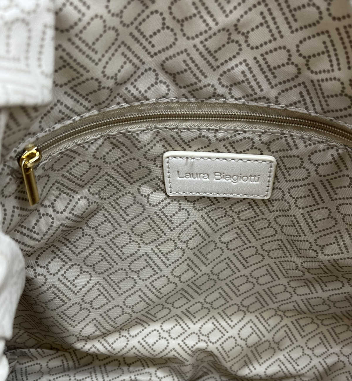 Shoulder bag, brand Laura Biagiotti, art. LB100-61.290