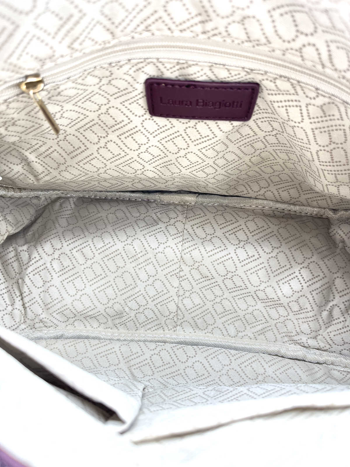 Shoulder bag, brand Laura Biagiotti, art. LB100-33.290