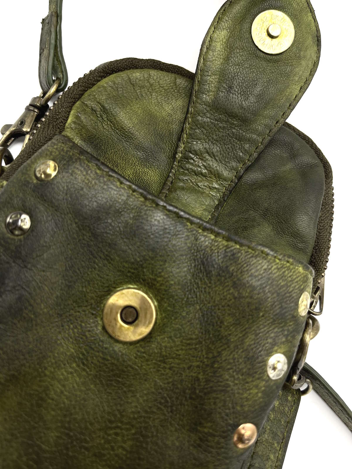 Phone case with strap in washed leather, Brand Juice, art. 054-JU02.422