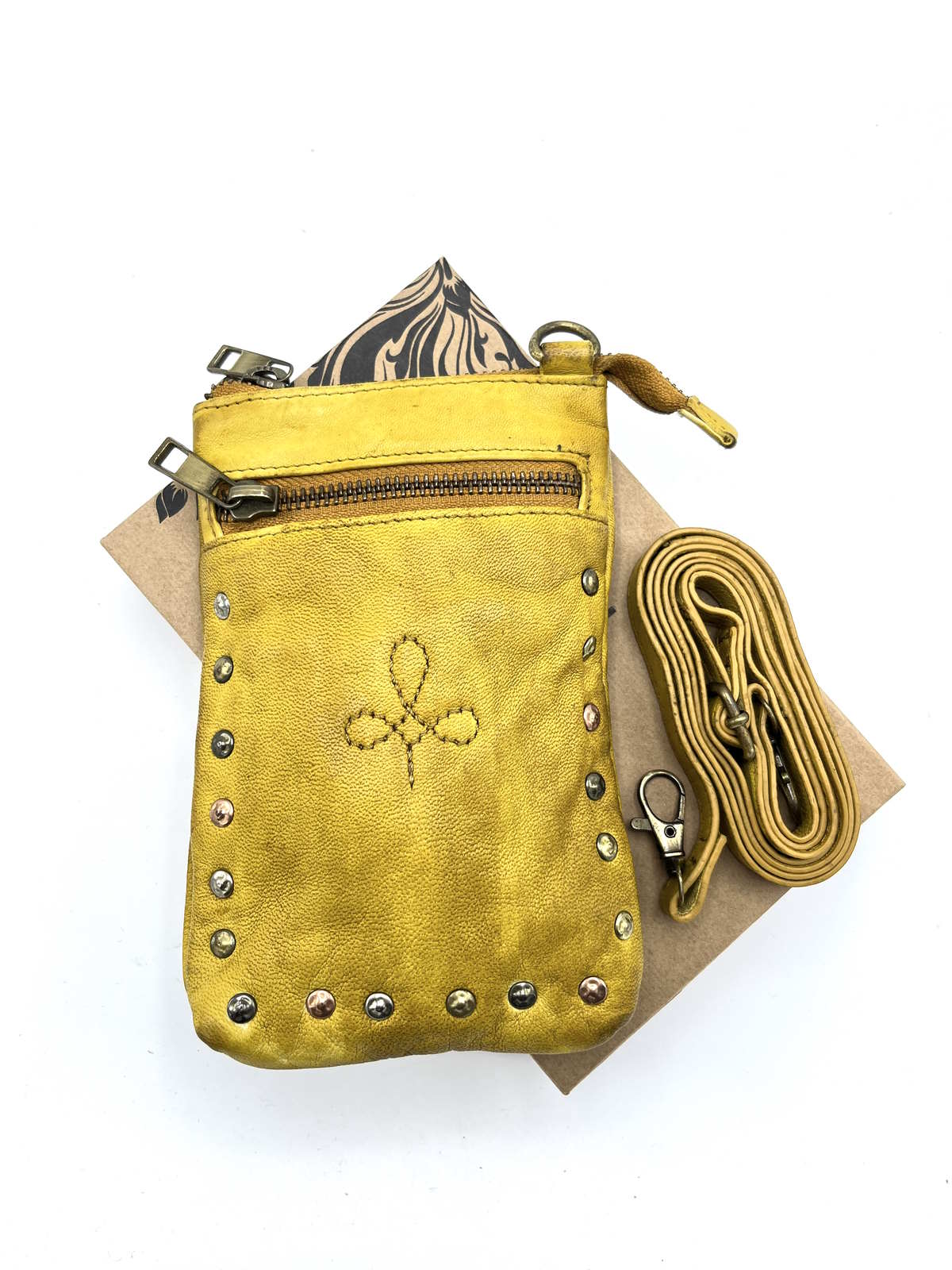 Phone case with strap in washed leather, Brand Juice, art. 052-JU02.422