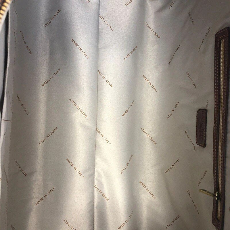 Hand buffered leather and canvas travel bag art. 112241